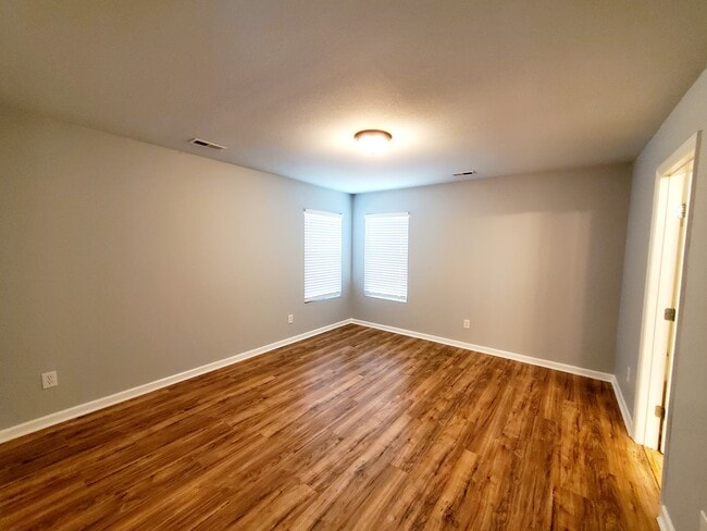 Building Photo - 169 Sedgewick Dr