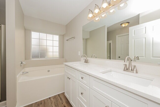 Building Photo - 5129 Brookstone Ct