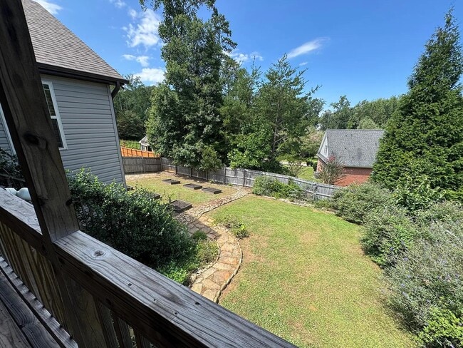 Building Photo - 106 S Hamlet Ct