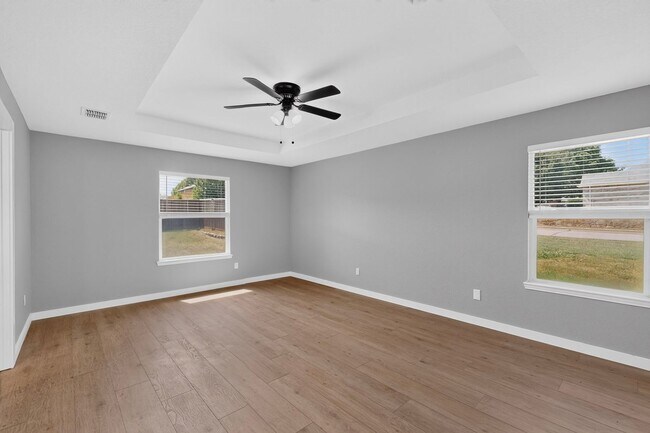 Building Photo - 13291 Guerin Dr