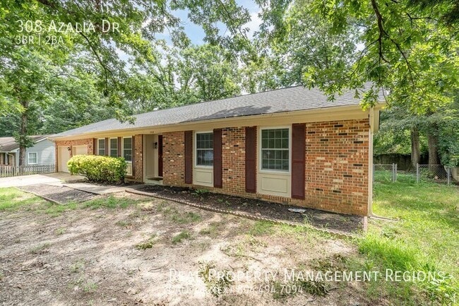 Building Photo - 308 Azalia Dr