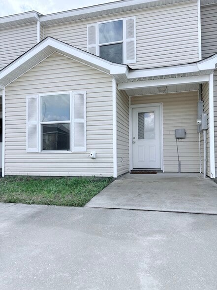 Building Photo - 1610 Dehart Dr