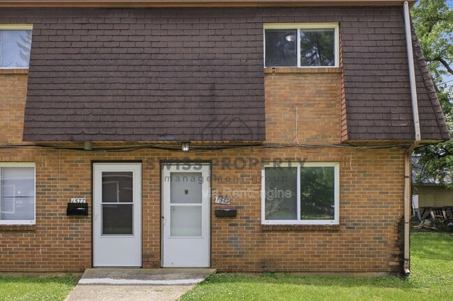 Building Photo - 1579 Briarwood Ave