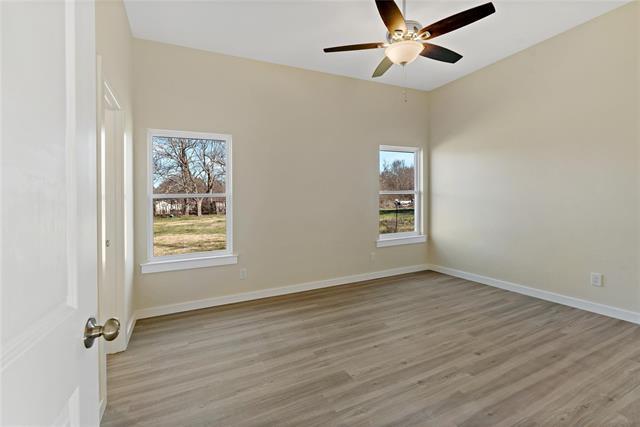 Building Photo - 1371 10th St NE