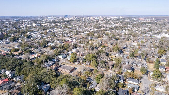 Building Photo - $500 OFF March Rent! Stylish Upstairs 1BR in Historic District