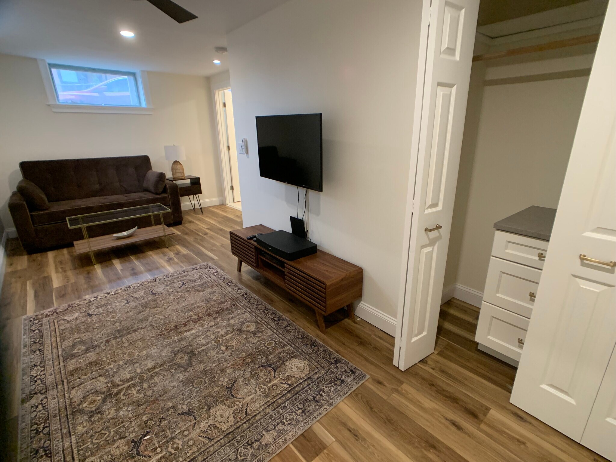 Building Photo - 165 Chiswick Rd