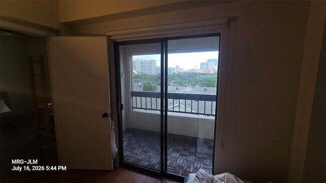 Building Photo - 2207 S Braeswood Blvd