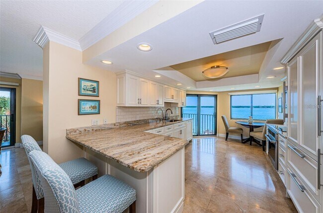 Building Photo - 240 Sand Key Estates Dr