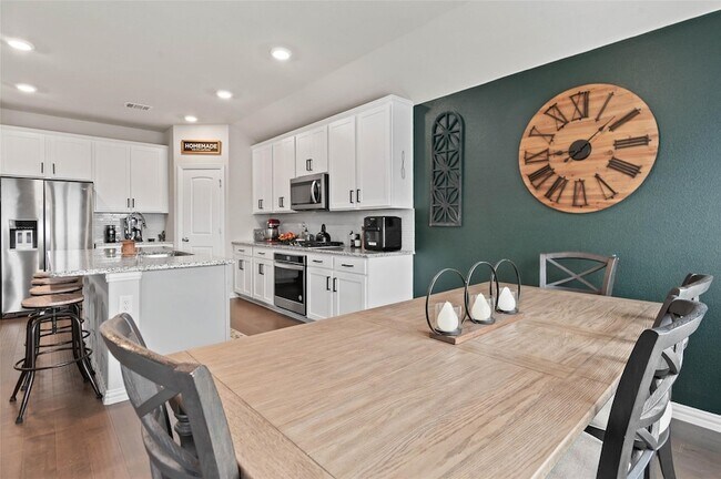 Building Photo - 5404 Everly Ct