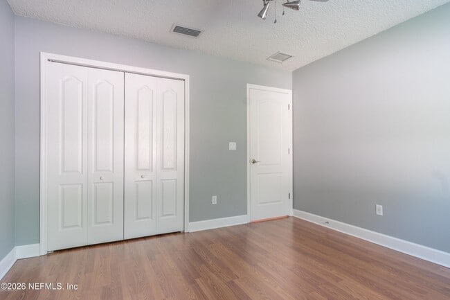 Building Photo - 153 Sanwick Dr