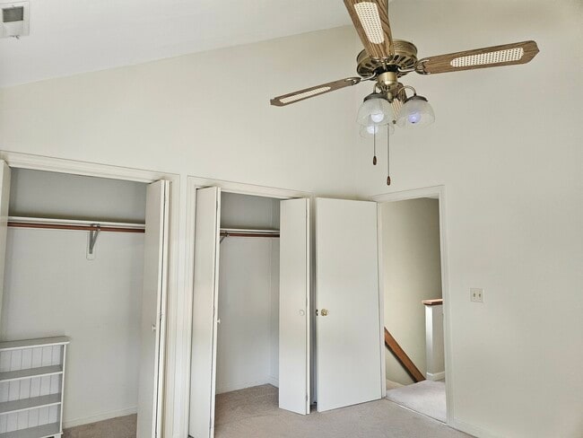 Building Photo - 54 Deer Run