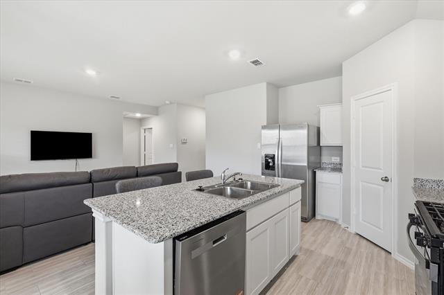 Building Photo - 845 Round Robin Ln