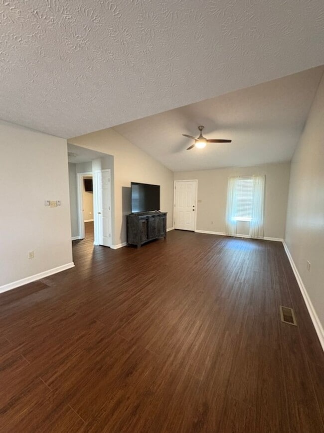 Building Photo - 1807 Brookline Ct
