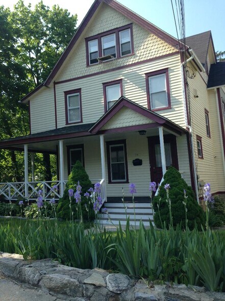 Primary Photo - 34 Leonard St