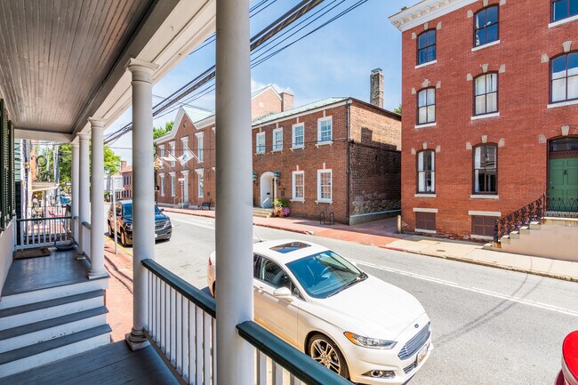 Building Photo - Historic Downtown Annapolis