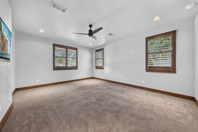 Building Photo - 2924 Candace Cir