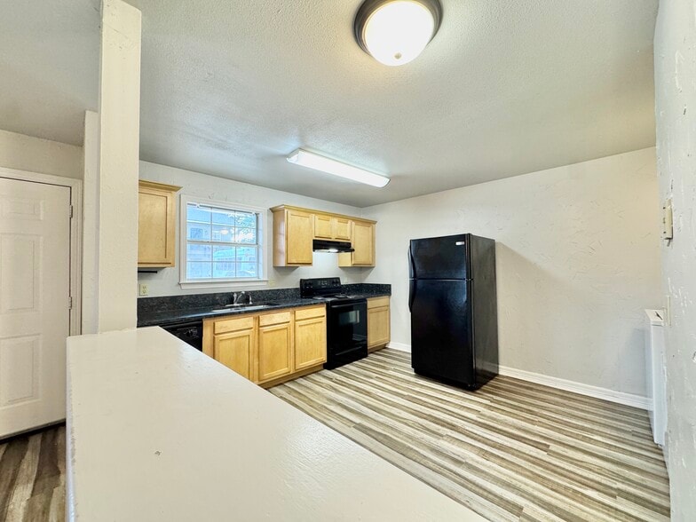Primary Photo - Arbor Vine Apartments