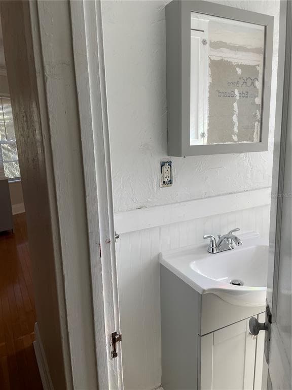 Building Photo - 2305 W Texas Ave