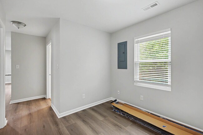 Building Photo - 6324 Grimes Ave