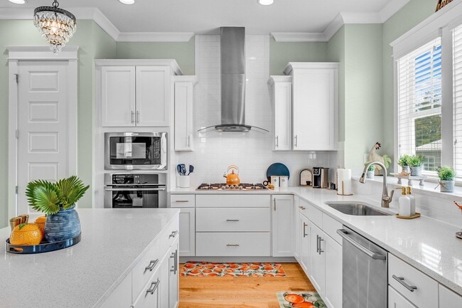 Building Photo - 79 Grande Pointe Dr