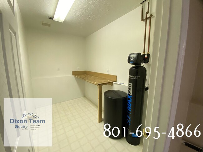 Building Photo - 4723 S 3700 W