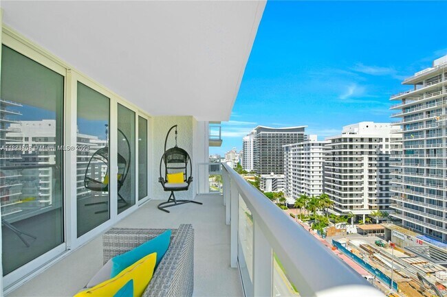 Building Photo - 5750 Collins Ave
