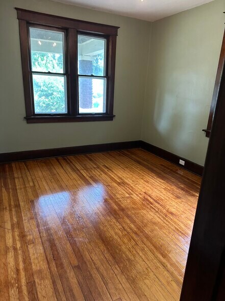 Building Photo - 7509 Trenton Ave