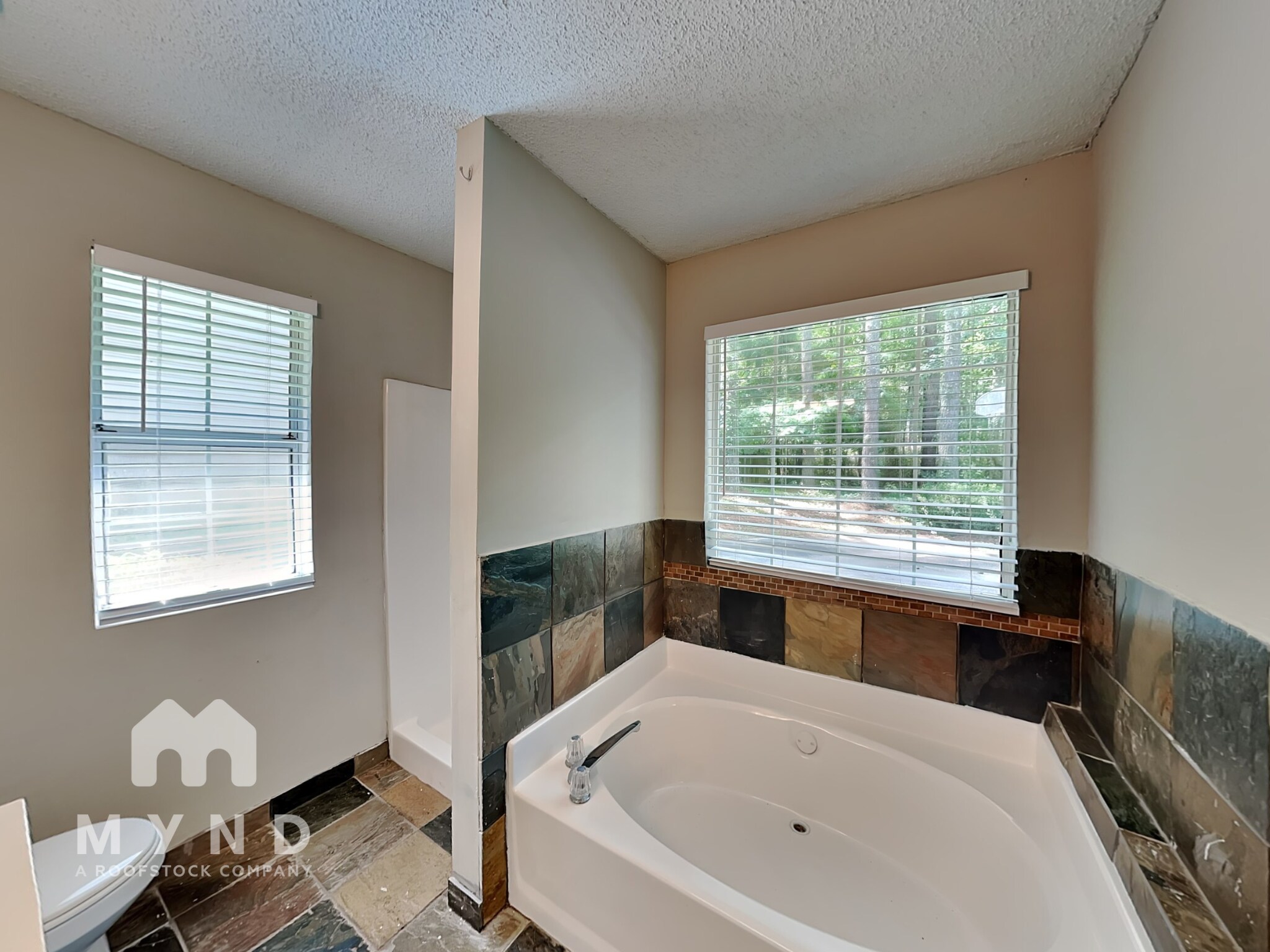 Building Photo - 632 Kilkenny Cir
