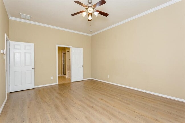 Building Photo - 4035 Merry Meadow Ct