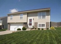 Building Photo - Spacious Millard Living with a Backyard You’ll Love