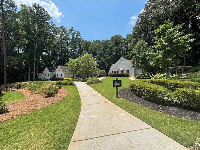 Building Photo - 2156 Eagle Creek Ln