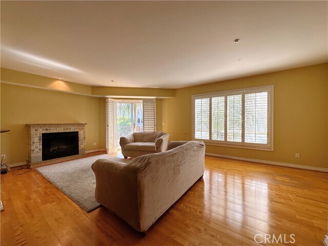 Building Photo - 320 S Willaman Dr