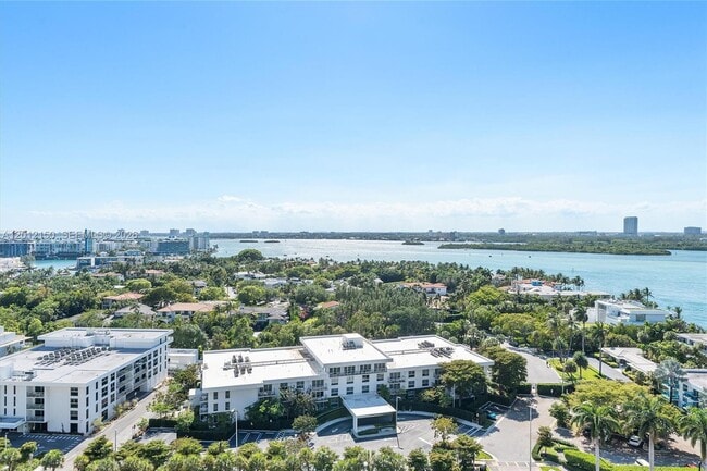 Building Photo - 10275 Collins Ave