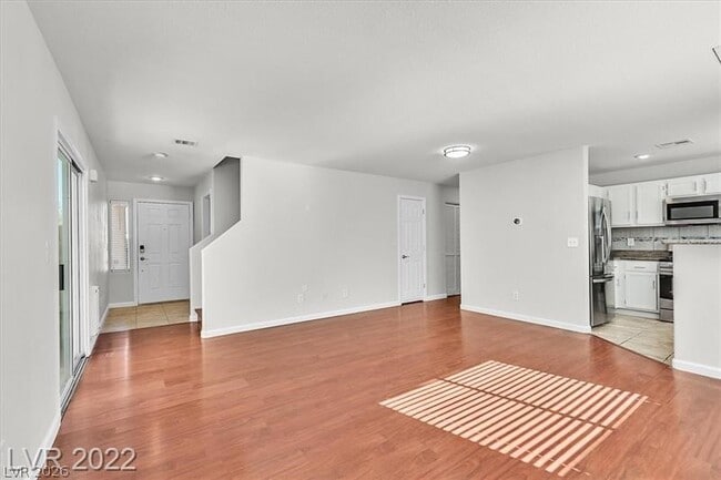 Building Photo - 3221 Fico Ave