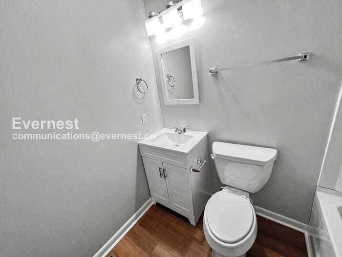 Building Photo - 3032 Summit Ridge Dr