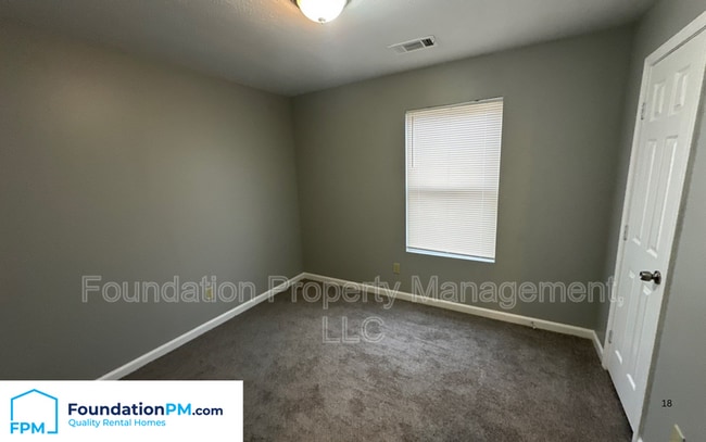 Building Photo - 91 Brighton Village Loop