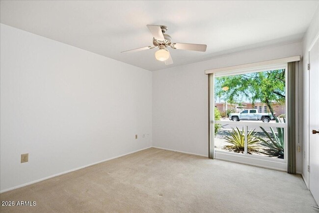 Building Photo - 9907 W Cedar Dr