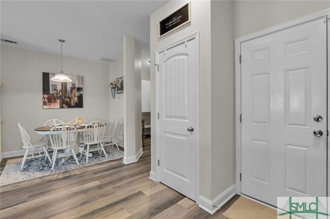 Building Photo - 320 Canyon Oak Loop