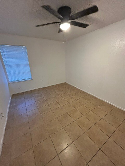 Building Photo - 118 Pine Meadow Dr