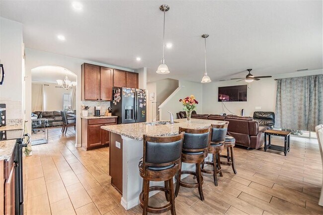 Building Photo - 2073 BRANDING IRON Way