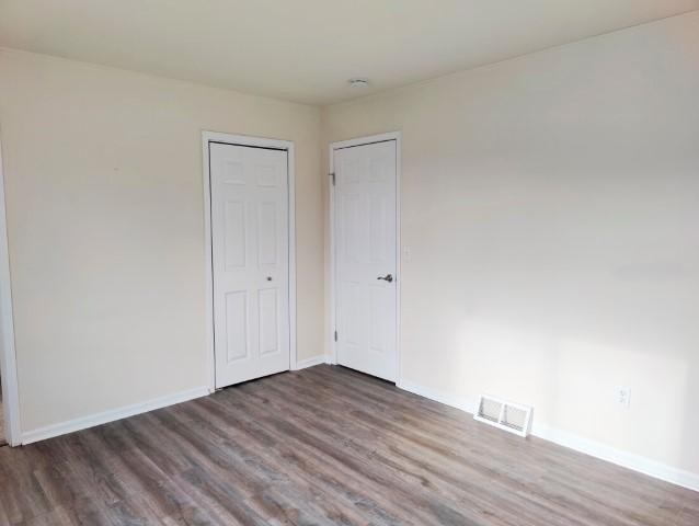 Building Photo - 478 Robbe Ave