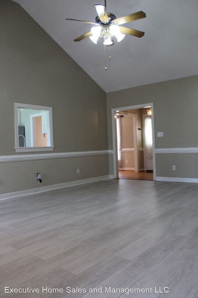 Building Photo - 3 br, 2 bath House - 420 Hunters Creek Dr