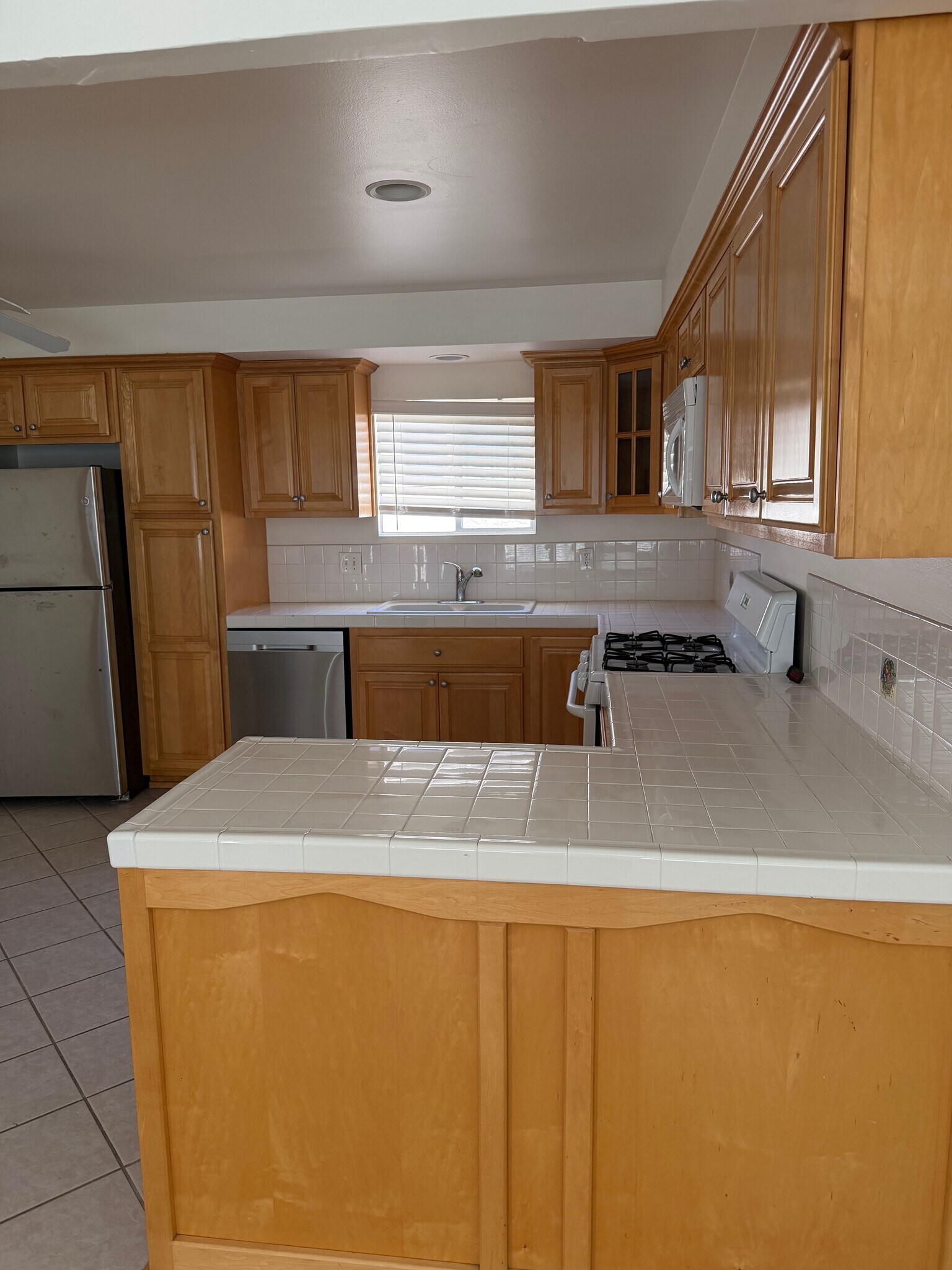 Building Photo - 2617 Rockefeller Ln