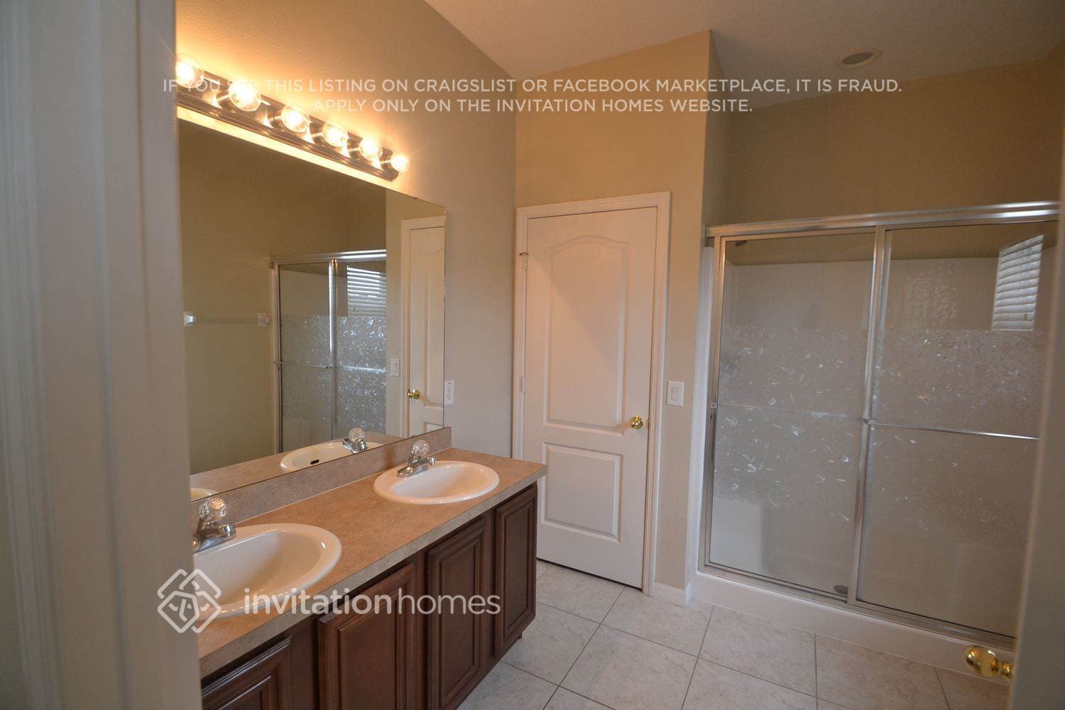 Building Photo - 3904 Emerald Tree Ln