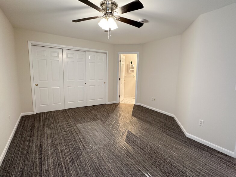 Building Photo - 2326 Upland Pl