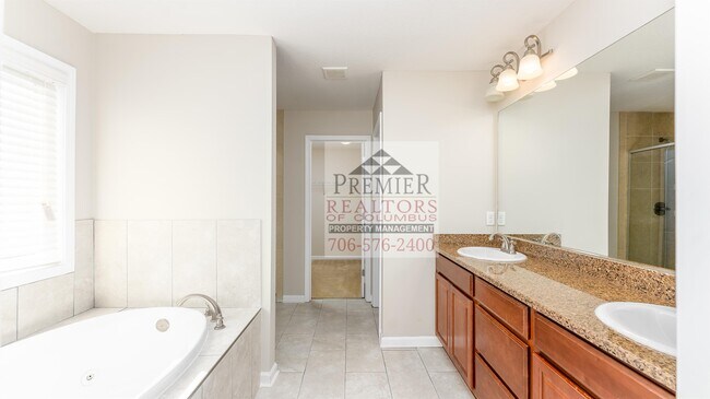 Building Photo - 7331 San Vista Dr