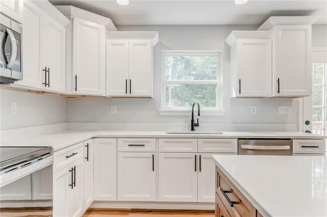 Building Photo - 22 Earls Way