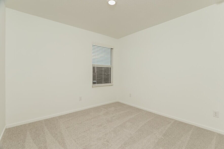 Building Photo - 417 Payton Pl