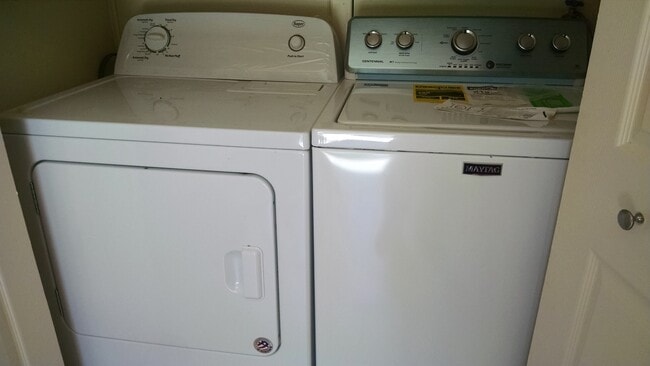 Washing Machines - 742 Storrs Rd