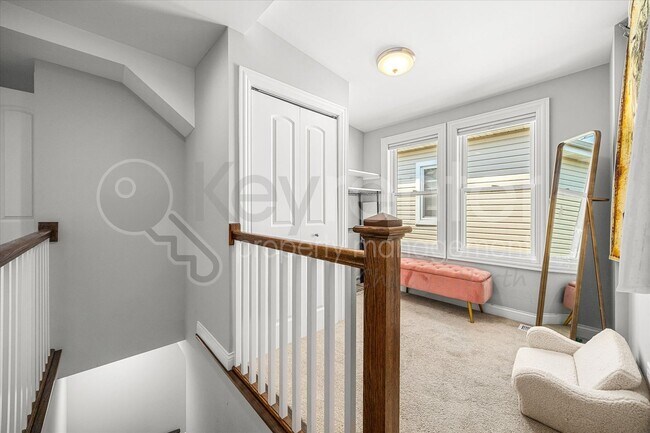 Building Photo - 4230 N Oriole Ave